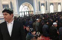Yüz binlerce Uygur Türkü Çin'de kamplara alındı