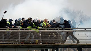 جلیقه زردها؛ وزیر کشور فرانسه قانون جنجالی «ضدخرابکاری» را به پارلمان برد