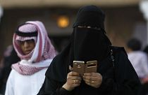Женщины в Саудовской Аравии будут получать смс о разводе