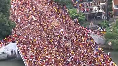 حضور میلیون‌ها تن در راهپیمایی آیینی مسیحی در فیلیپین