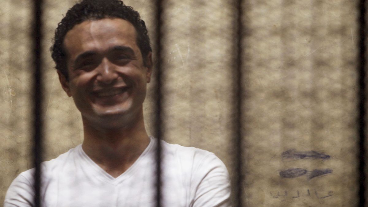 مصادر: محكمة مصرية تحكم على الناشط أحمد دومة بالسجن 15 عاما
