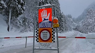 Riasztás lavinaveszély miatt Ausztriában