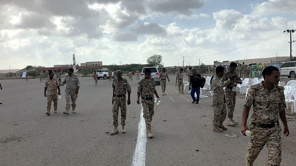 Video | Yemen'de askeri geçit törenine İHA'lı saldırı anı kamerada Video | Yemen'de askeri geçit törenine İHA'lı saldırı anı kamerada