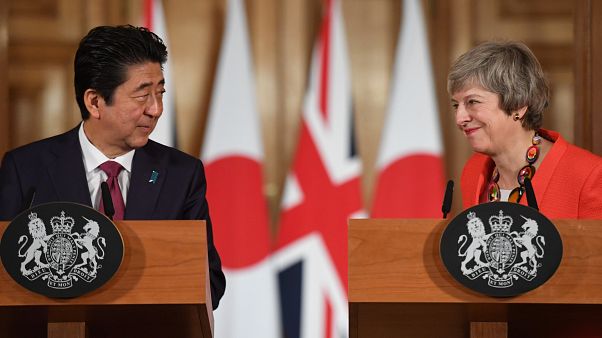 Shinzo Abe: "Die ganze Welt will einen Brexit-Deal" Shinzo Abe: "Die ganze Welt will einen Brexit-Deal"