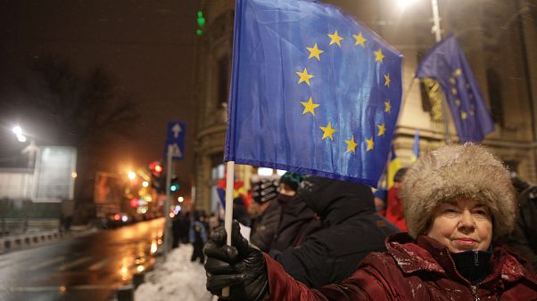 Início de presidência da UE tenso para Bucareste Início de presidência da UE tenso para Bucareste