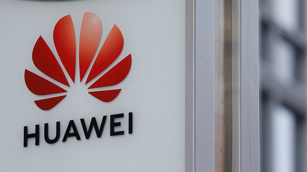 Quadro da Huawei detido na Polónia