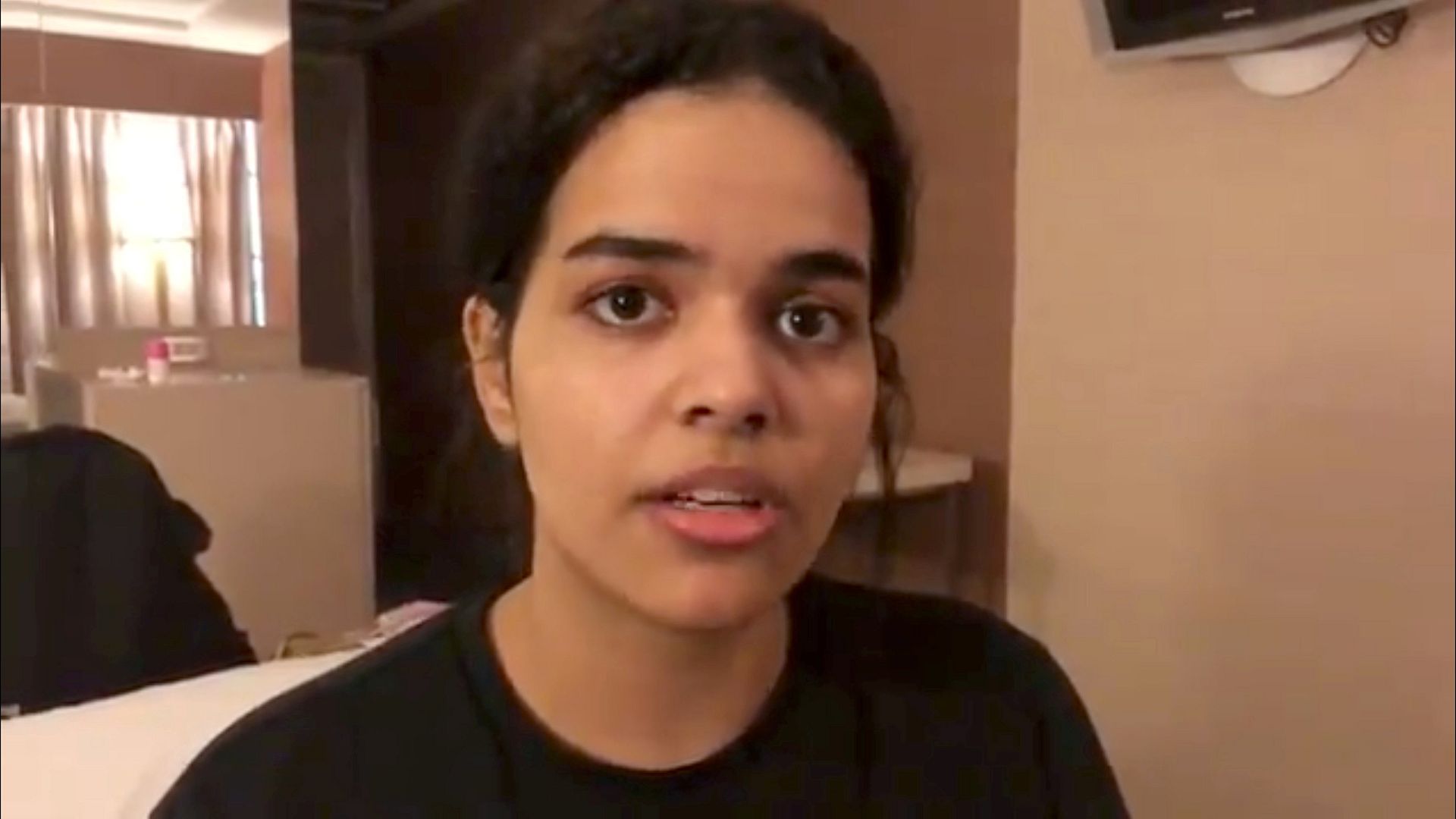 Rahaf Mohammed Al Qunun Saudi Teen Who Fled Fearing For Her Life