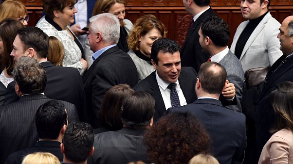 Mazedonische Abgeordnete im Parlament in Skopje Mazedonische Abgeordnete im Parlament in Skopje