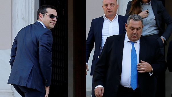 Διαζύγιο στην κυβέρνηση - Ψήφο εμπιστοσύνης ζητά ο πρωθυπουργός Διαζύγιο στην κυβέρνηση - Ψήφο εμπιστοσύνης ζητά ο πρωθυπουργός