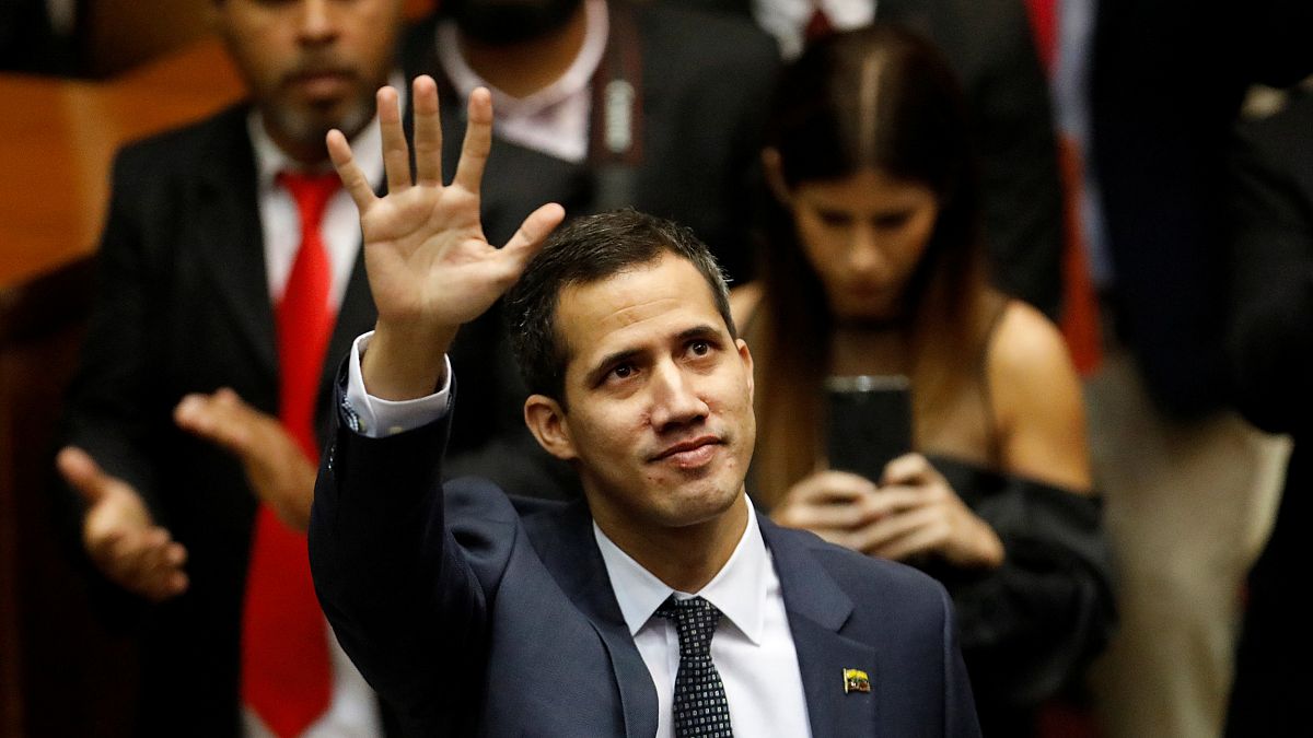 Venezuela: Maduro'nun yerine geçmek isteyen Guaido gözaltına alındıktan sonra serbest bırakıldı