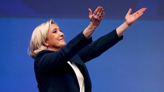 Marine Le Pen zieht als Favoritin in Europawahlkampf