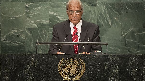 Τόνγκα: Ο πρωθυπουργός κάλεσε τις ανύπαντρες γυναίκες στην κυβέρνηση να παντρευτούν! Τόνγκα: Ο πρωθυπουργός κάλεσε τις ανύπαντρες γυναίκες στην κυβέρνηση να παντρευτούν!