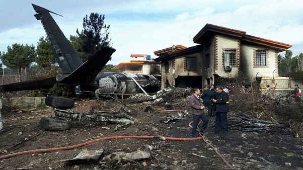 Iran: incidente aereo, 15 morti Iran: incidente aereo, 15 morti