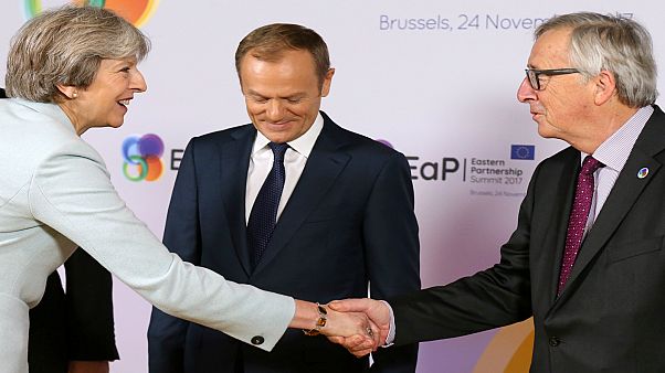 تعهد أوروبي لبريطانيا بشأن إيرلندا وماي تحذر برلمان بلادها تعهد أوروبي لبريطانيا بشأن إيرلندا وماي تحذر برلمان بلادها