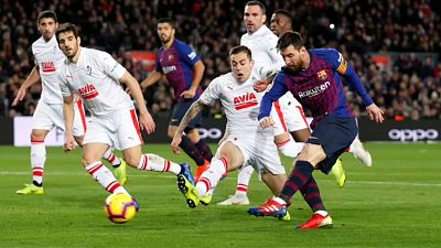 Messi hace historia con su gol número 400 en la liga española de fútbol
