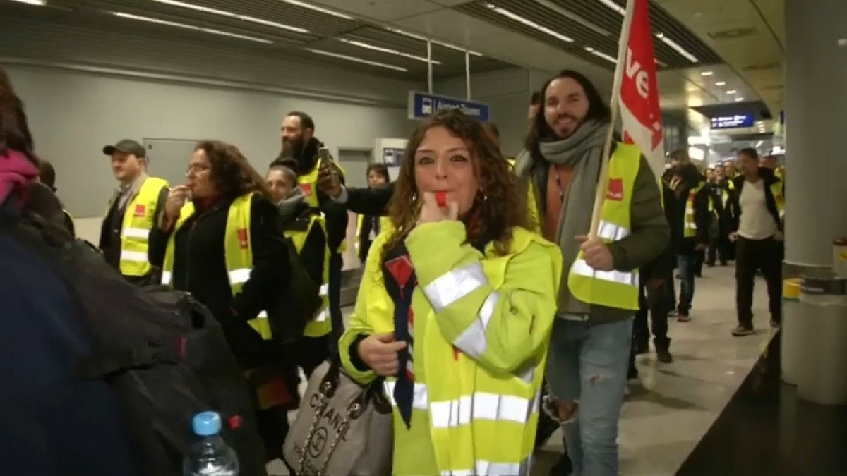 Γερμανία: Απεργία των εργαζομένων στα αεροδρόμια
