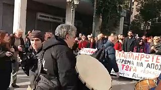 Ολοκληρώθηκε το συλλαλητήριο των εκπαιδευτικών (βίντεο)