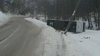 شاهد: حوادث ووفيات بسبب الثلوج في البوسنة