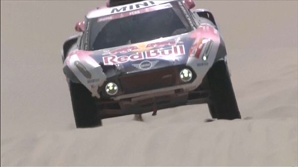 Dakar 2019: Peterhansel e Sunderland impõem-se na sétima etapa Dakar 2019: Peterhansel e Sunderland impõem-se na sétima etapa