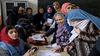 مردم افغانستان در صف رای عکس از رویترز