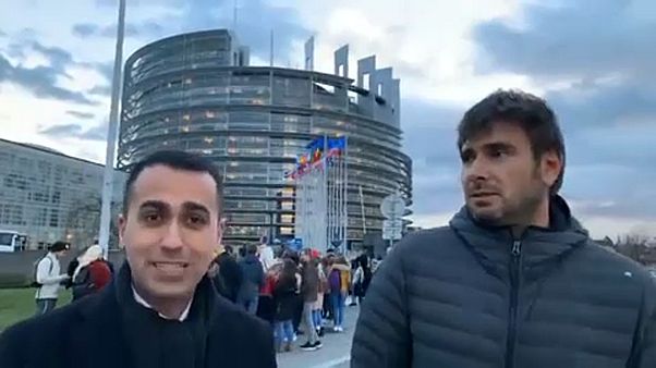 Di Maio comienza su campaña para las elecciones europeas Di Maio comienza su campaña para las elecciones europeas