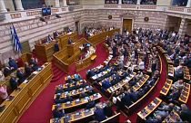 Ципрас призывает обсудить Македонию