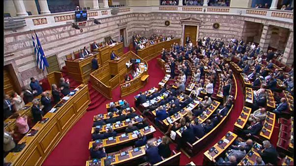Mazedonien-Abkommen: Nächste Herausforderung für Tsipras Mazedonien-Abkommen: Nächste Herausforderung für Tsipras