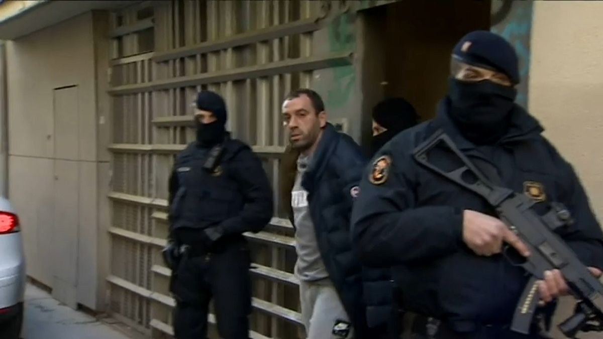 Barcelona: 17 detidos em operação antiterrorista