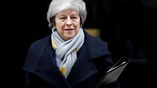 Eldőlt: nagy többséggel elutasították May brexit-alkuját