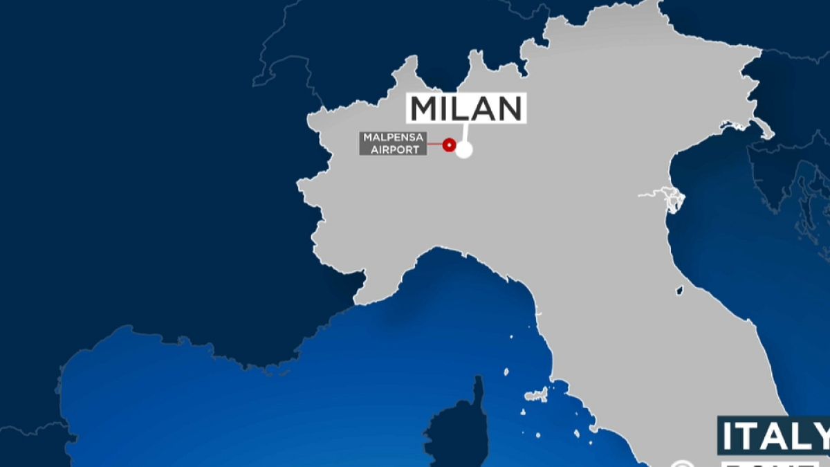 Caos a Malpensa: migrante respinto si lancia da aereo
