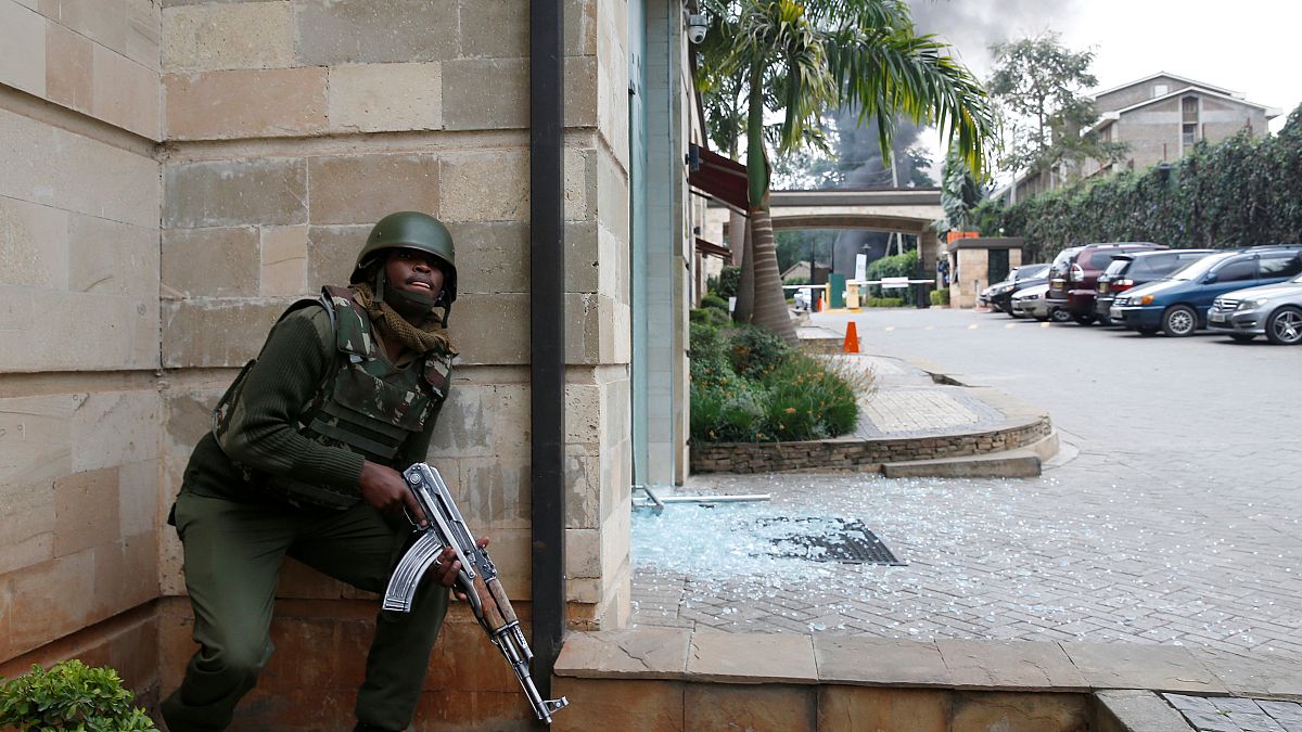 Terrorangriff dauerte 12 Stunden - 14 Opfer in Kenia