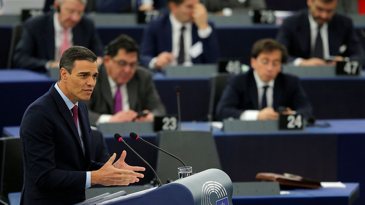 Pedro Sanchez discursa no Parlamento Europeu