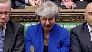 Il governo di Theresa May ottiene la fiducia in Parlamento