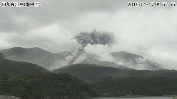 Eruption volcanique au Japon Eruption volcanique au Japon
