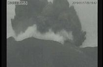 Япония: извержение вулкана на острове Кутиноэрабу