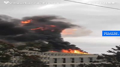 شاهد: انفجار قوي في جامعة في ليون الفرنسية سببته أسطوانات غاز