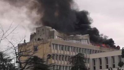 Incendio all'università di Lione per lo scoppio di tre bombole di gas 