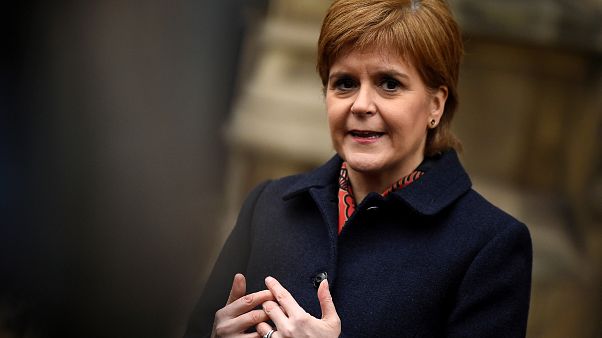 Sturgeon dice que May no mueve sus "líneas rojas" Sturgeon dice que May no mueve sus "líneas rojas"