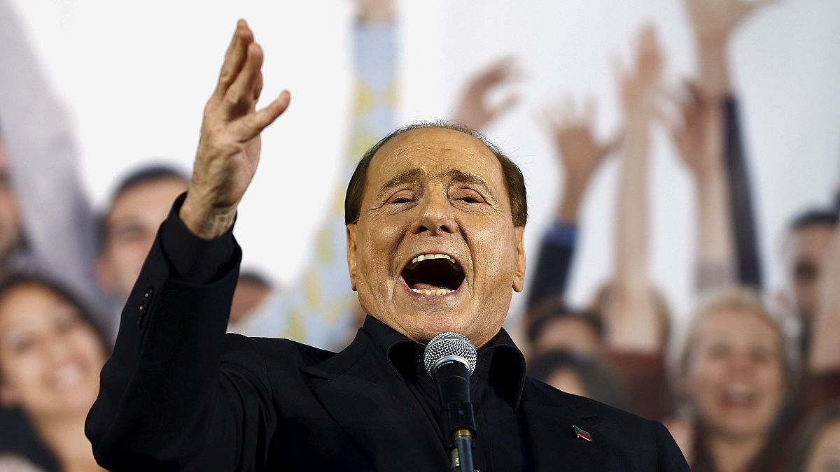 Siyaset yasağı kalkan Eski İtalya Başbakanı Berlusconi AP vekilliğine aday