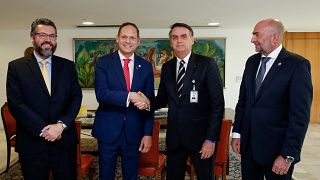 Bolsonaro recebe membros exilados da oposição venezuelana
