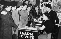 Kadınların ilk kez oy kullanmaları