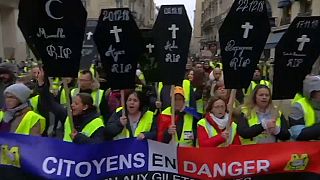 Nouvelle mobilisation de femmes "gilets jaunes" dans plusieurs villes françaises