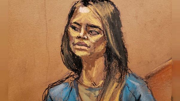 Mafya lideri 'El Chapo'nun eski sevgilisi banyo tünelinden çıplak kaçışı anlattı Mafya lideri 'El Chapo'nun eski sevgilisi banyo tünelinden çıplak kaçışı anlattı
