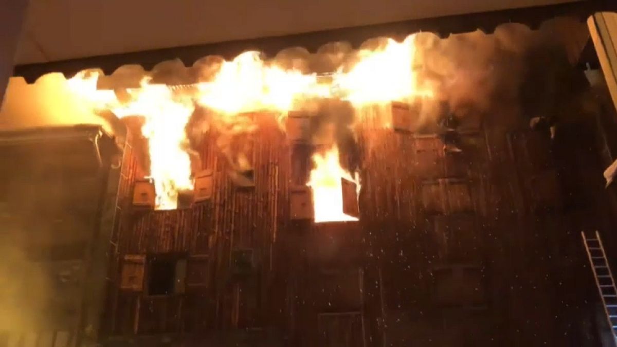 Video | Ünlü kayak merkezi Courchevel'de işçilerin kaldığı binada yangın 2 can aldı