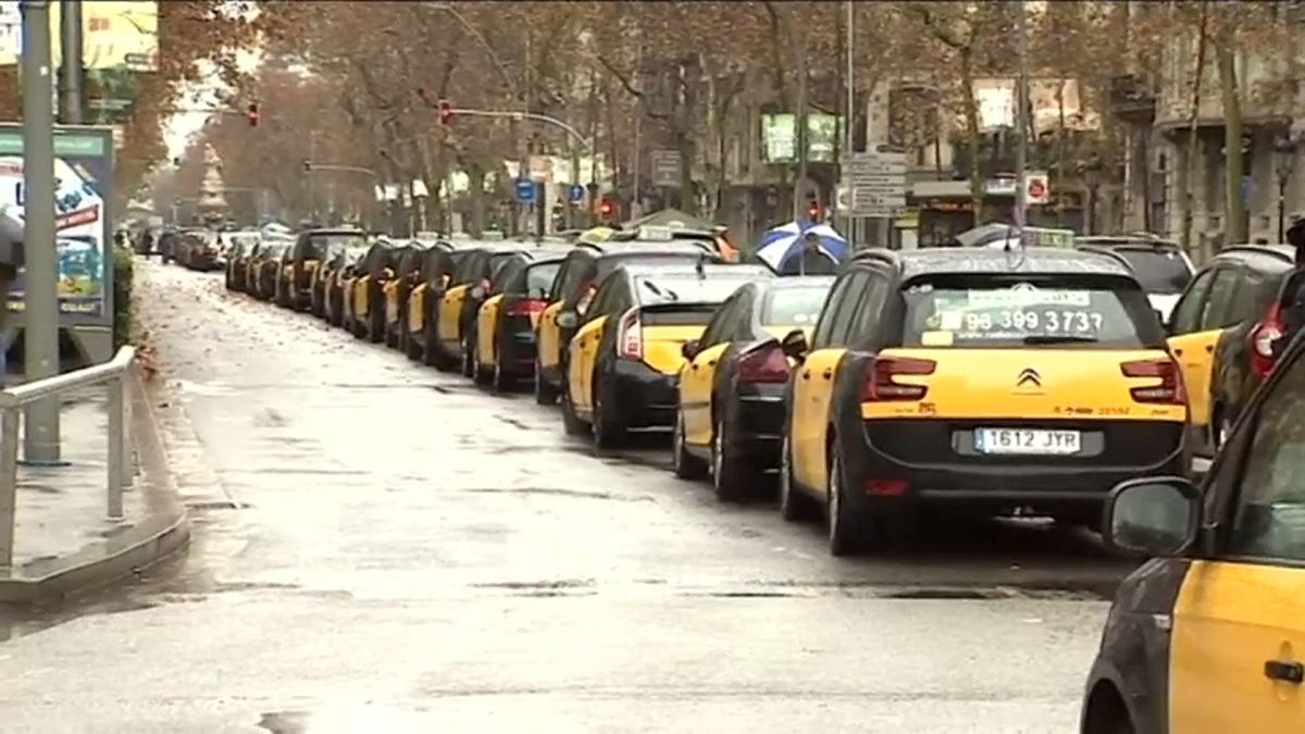 Huelga de taxis en Barcelona y Madrid