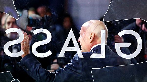 بروس ويلز يتصدر بفيلمه الجديد "غلاس" إيرادات السينما الأمريكية بروس ويلز يتصدر بفيلمه الجديد "غلاس" إيرادات السينما الأمريكية