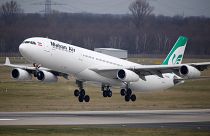 Oι γερμανικές αρχές ανακάλεσαν την άδεια της ιρανικής αεροπορικής Mahan Air