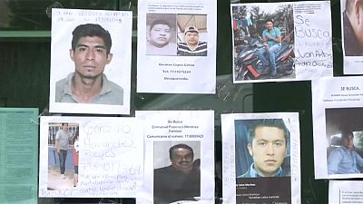 Temetik a mexikói vezetékrobbanás áldozatait