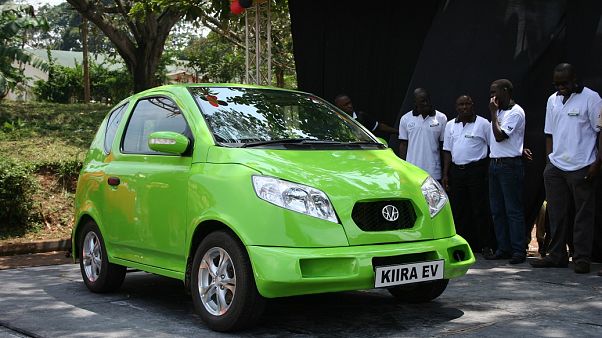 Yerli otomobil: Uganda 'güneş enerjili' ve 'elektrikli'den sonra yerli hibrit araçlar da üretti Yerli otomobil: Uganda 'güneş enerjili' ve 'elektrikli'den sonra yerli hibrit araçlar da üretti