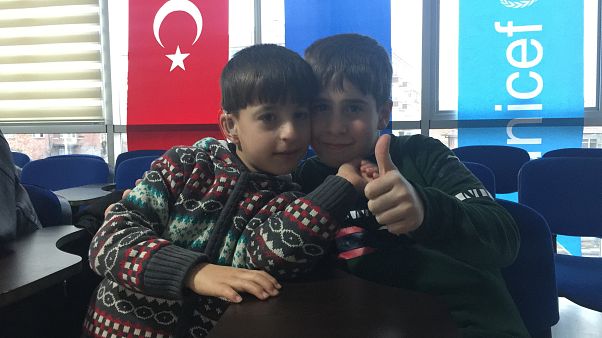 İç savaş mağduru Suriyeli çocuklar 'Mutluluk Merkezi'nde buluşuyor İç savaş mağduru Suriyeli çocuklar 'Mutluluk Merkezi'nde buluşuyor